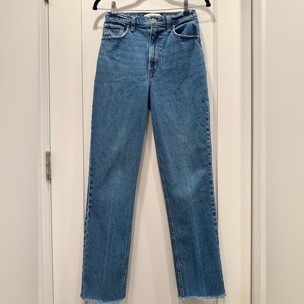Abercrombie & Fitch The 90s Straight Ultra High Rise Curve Love - 26 | 2R